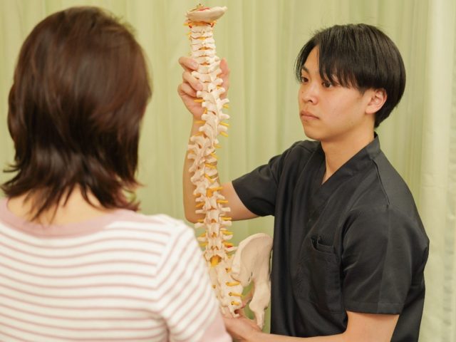 皆さんが気になっている五十肩について！　京都市西京区桂川　桂東洋鍼灸整骨院